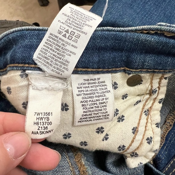 Lucky Brand Distressed Ava Skinny Jeans size 28 - Picture 9 of 10